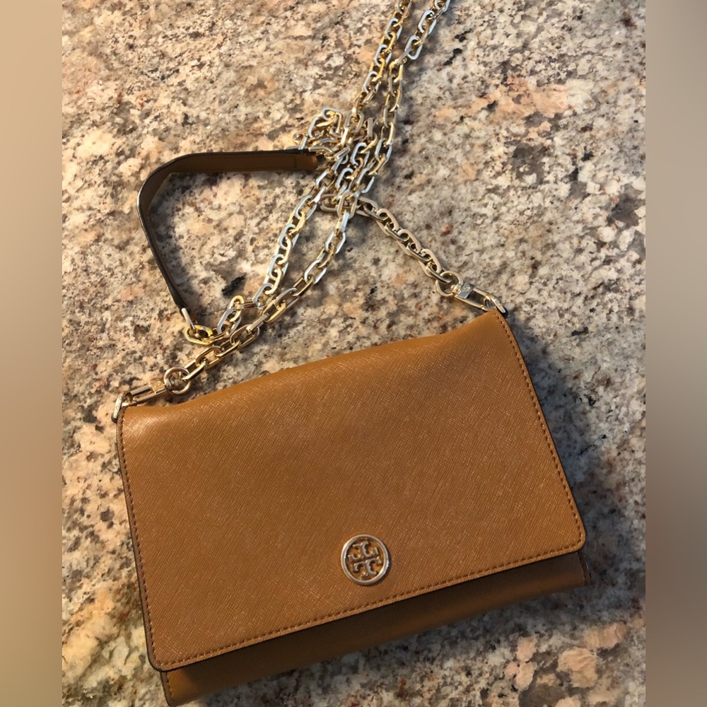 Tory burch crossbody wallet